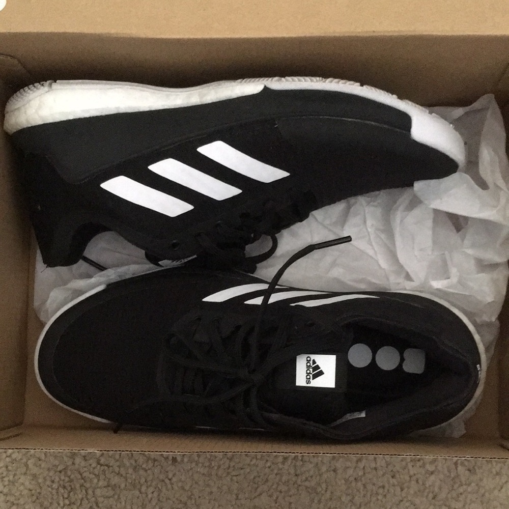 Adidas Women’s CrazyFlight Indoor/Turf Shoes size 6